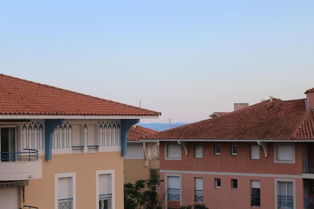Port-Frejus, Le Paladien, Appartement 2 Pieces Climatise, Terrasse & Parking Exterior foto